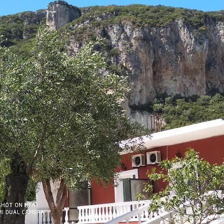 Paleokastritsa Studios - Sun'S Gift Spiros Exterior photo